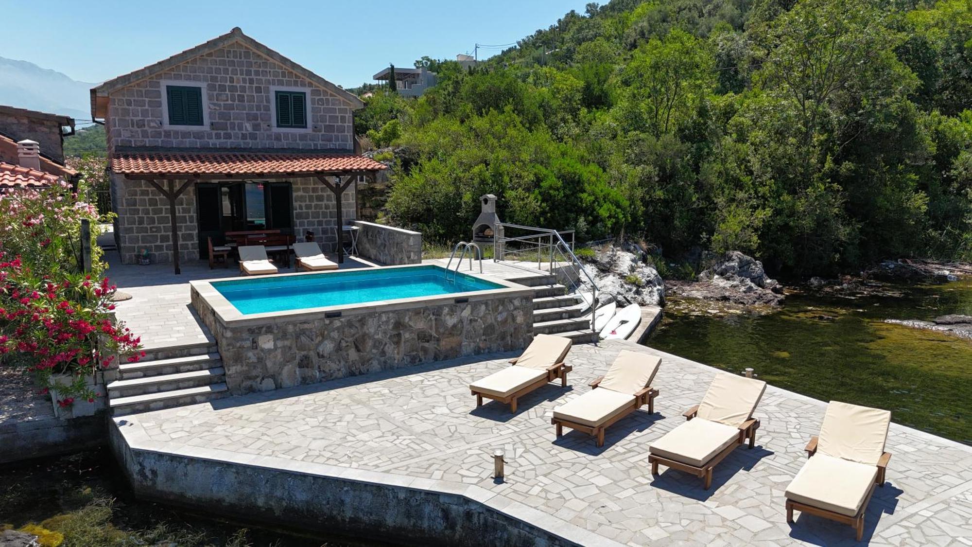 Apartments Kovinic Tivat Exteriér fotografie