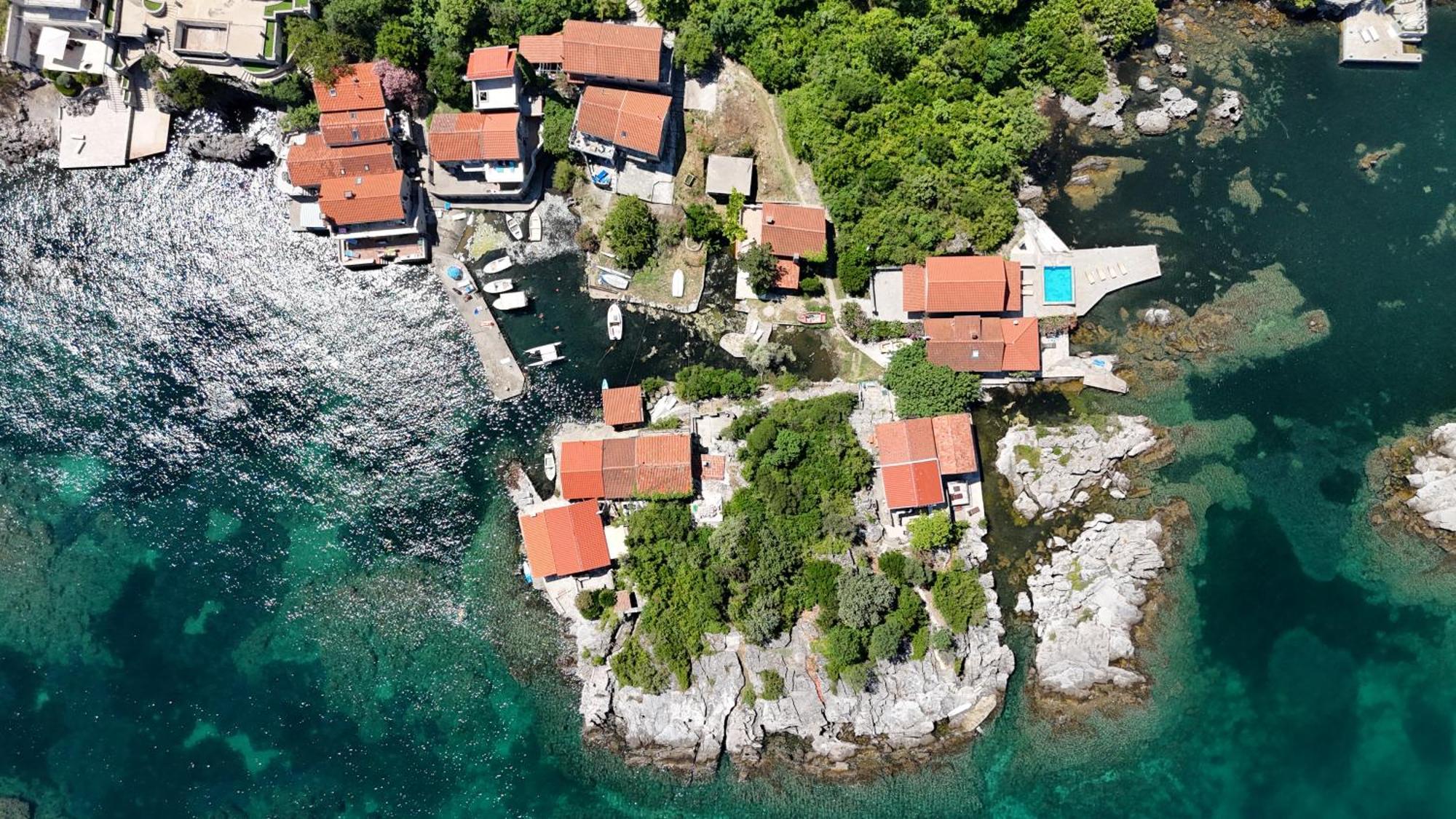 Apartments Kovinic Tivat Exteriér fotografie